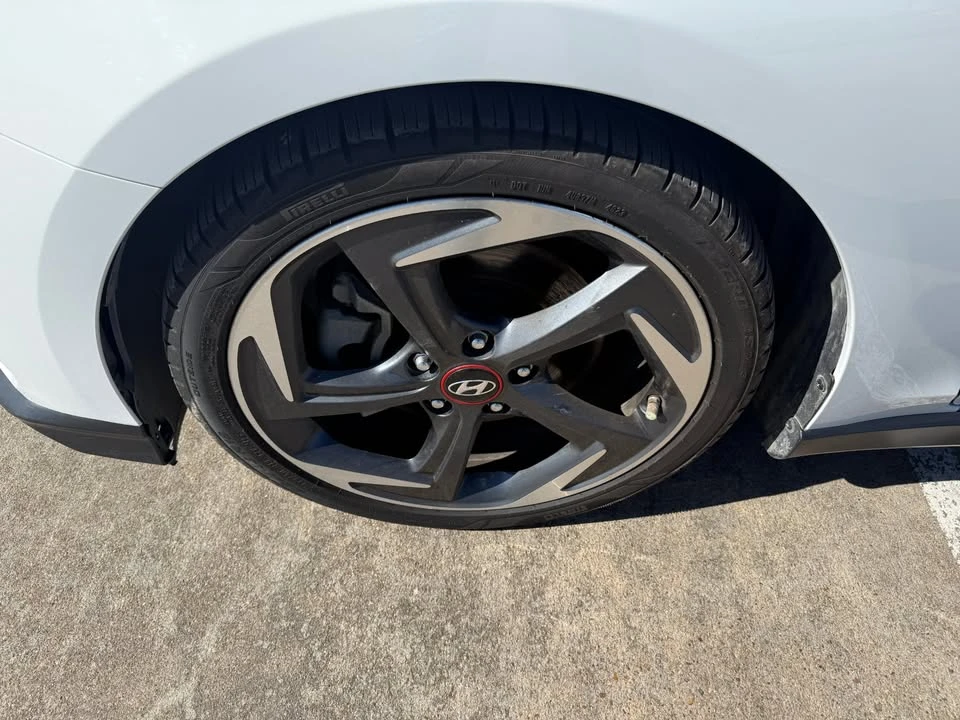 2019 Hyundai Veloster N - Image 19 of 20