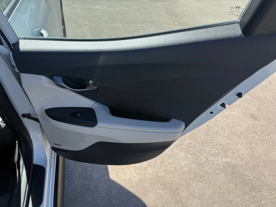 2019 Hyundai Veloster N - Image 14 of 20