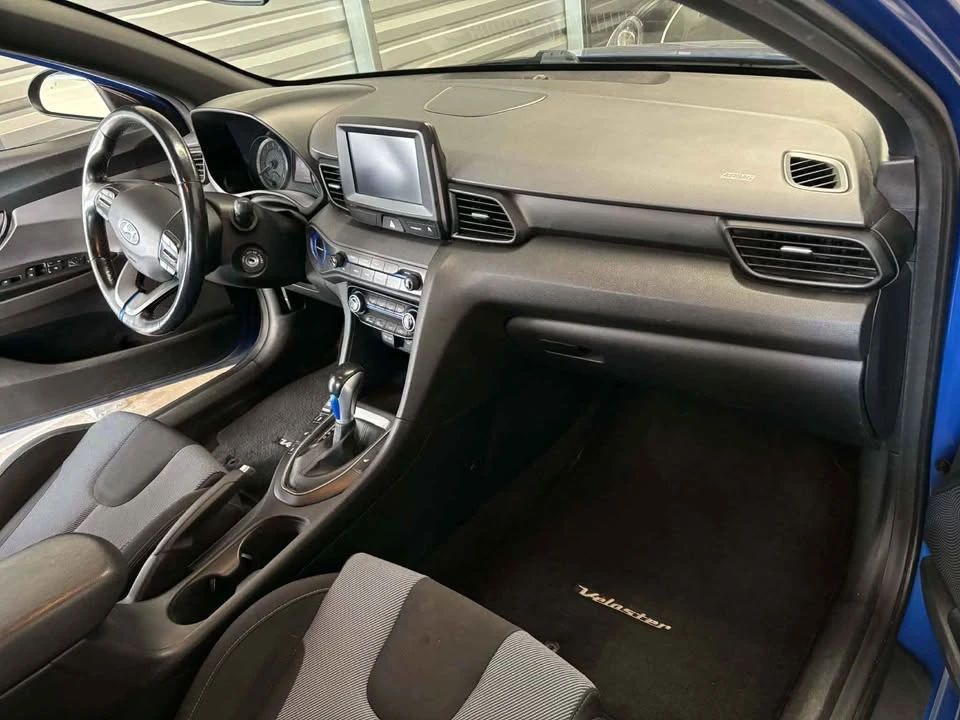 2019 Hyundai Veloster N - Image 8 of 10