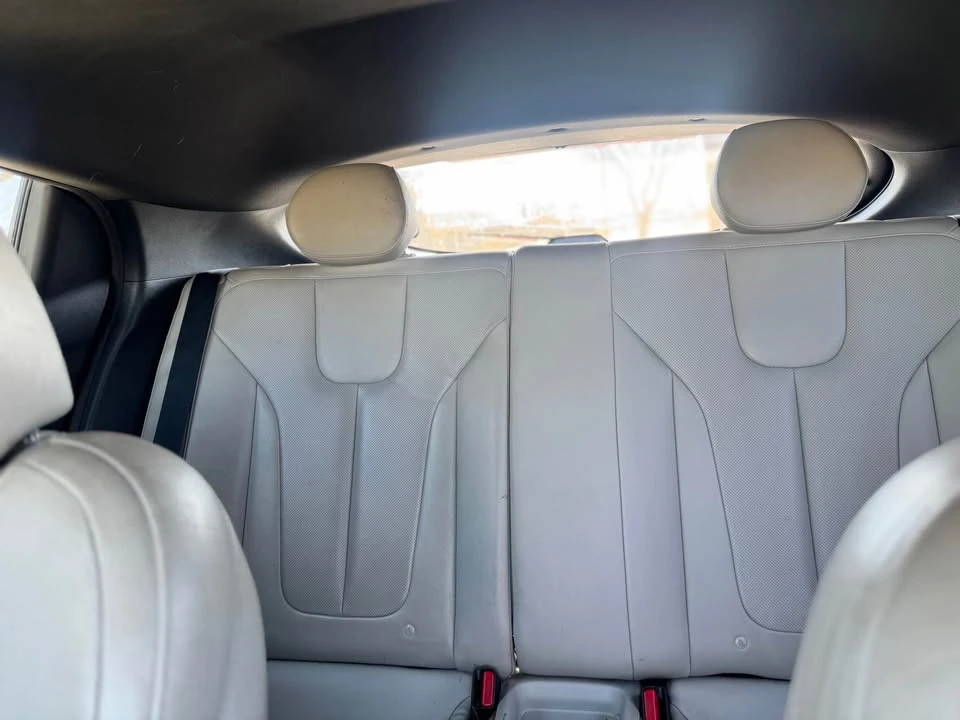 2019 Hyundai Veloster N - Image 9 of 16