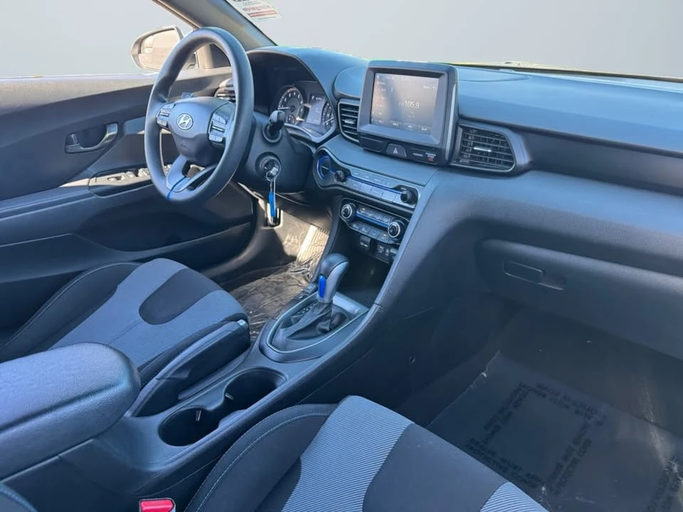 2019 Hyundai Veloster - Image 14 of 20