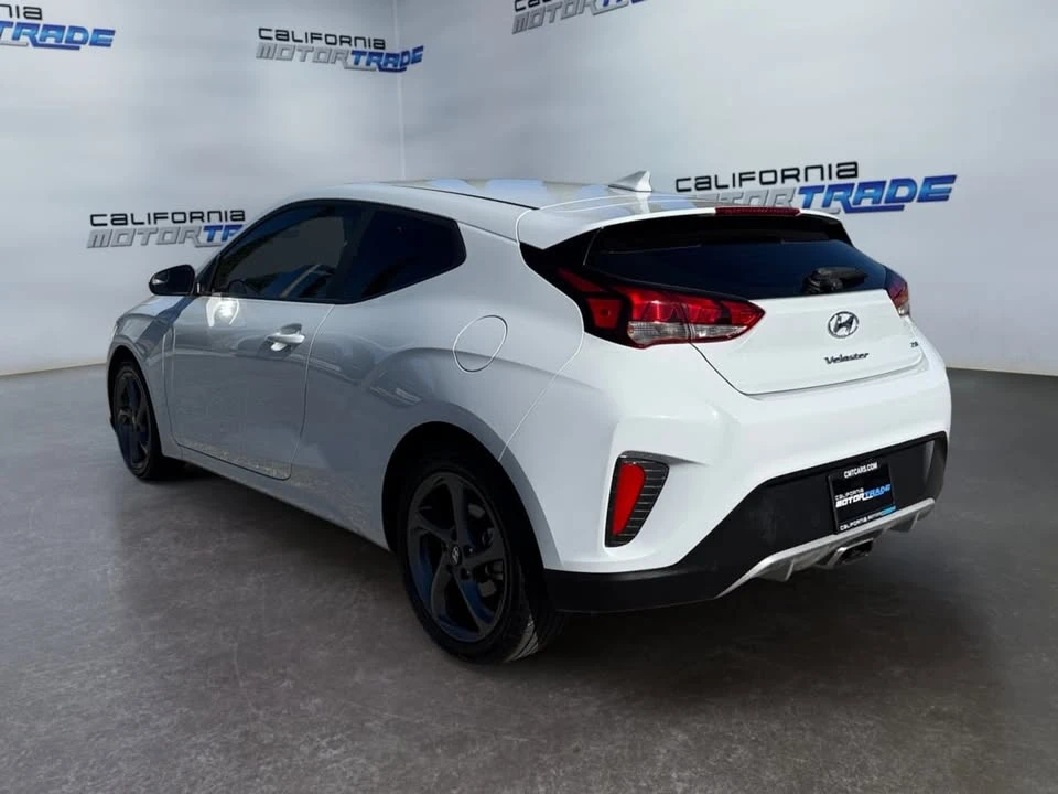 2019 Hyundai Veloster - Image 7 of 20