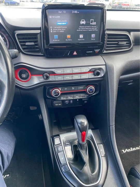 2019 Hyundai Veloster - Image 17 of 18