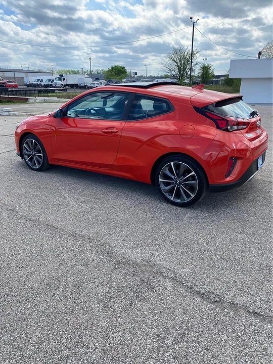 2019 Hyundai Veloster - Image 7 of 18