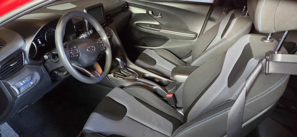 2019 Hyundai Veloster - Image 6 of 6