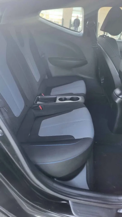 2019 Hyundai Veloster - Image 5 of 11