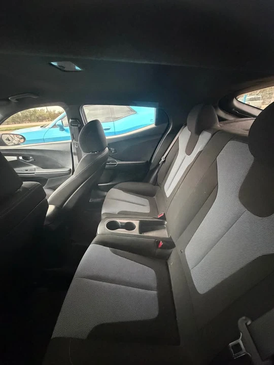 2019 Hyundai Veloster - Image 3 of 4