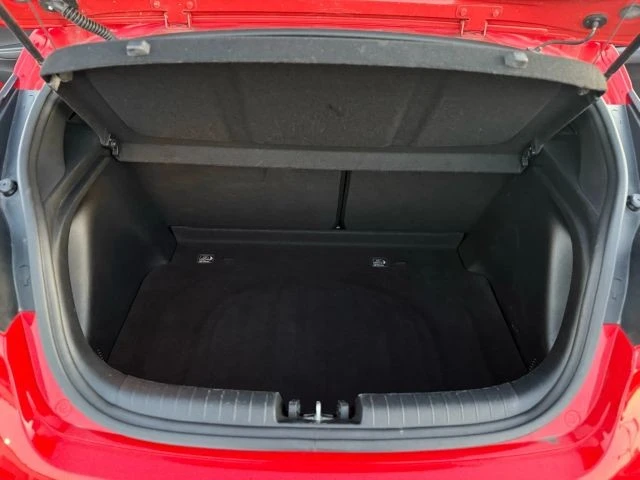 2019 Hyundai Veloster - Image 12 of 12