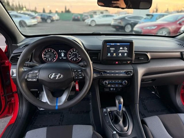 2019 Hyundai Veloster - Image 14 of 21