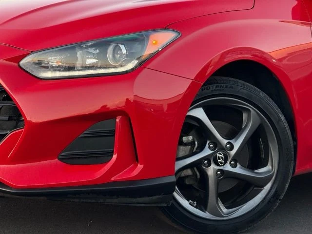 2019 Hyundai Veloster - Image 2 of 12