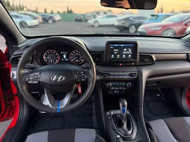 2019 Hyundai Veloster - Image 14 of 21