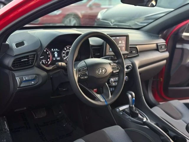 2019 Hyundai Veloster - Image 15 of 21