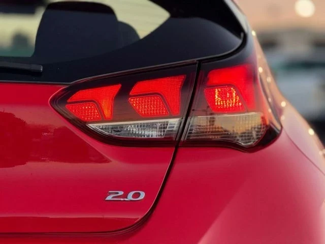 2019 Hyundai Veloster - Image 9 of 21