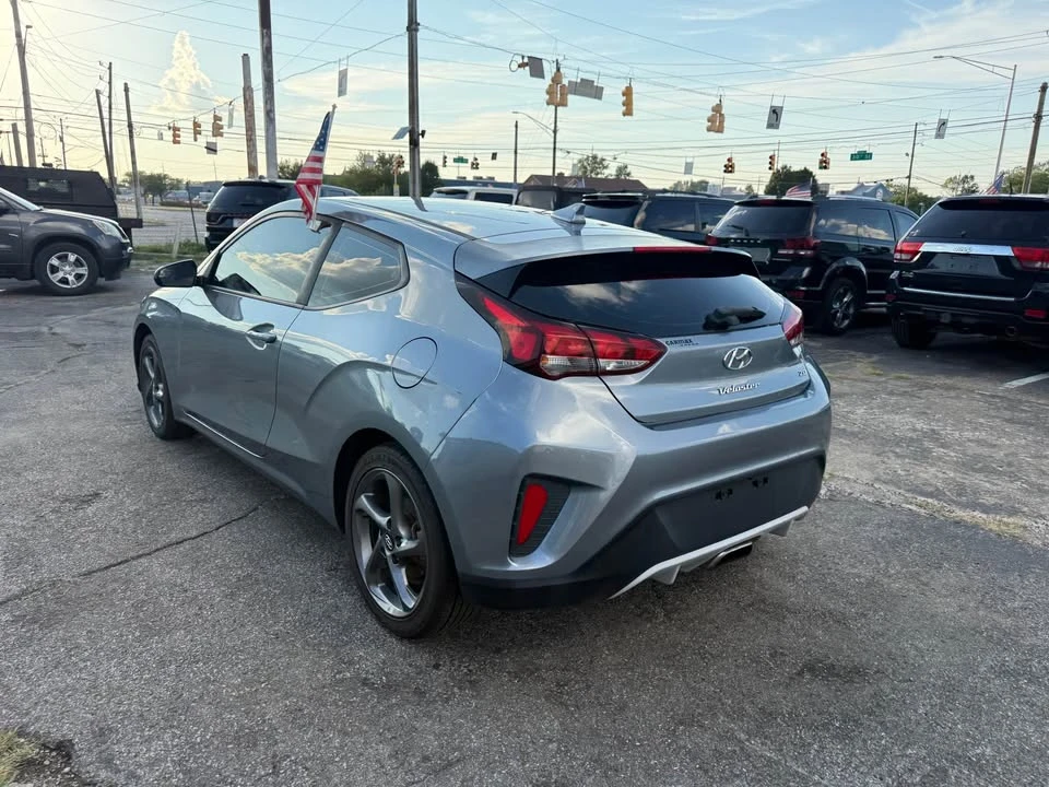 2019 Hyundai Veloster - Image 7 of 16