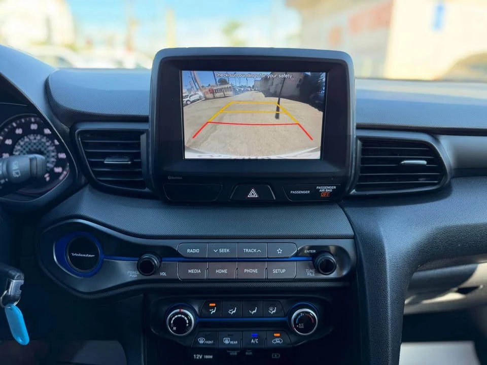 2019 Hyundai Veloster - Image 19 of 20