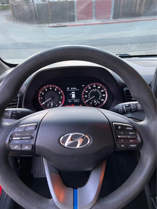 2019 Hyundai Veloster - Image 14 of 14