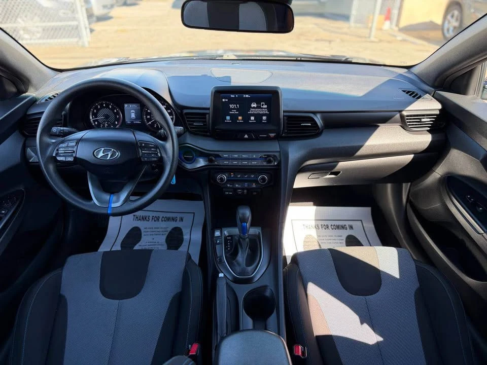 2019 Hyundai Veloster - Image 17 of 20