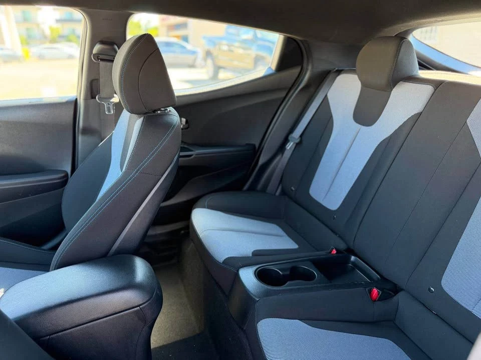 2019 Hyundai Veloster - Image 15 of 20