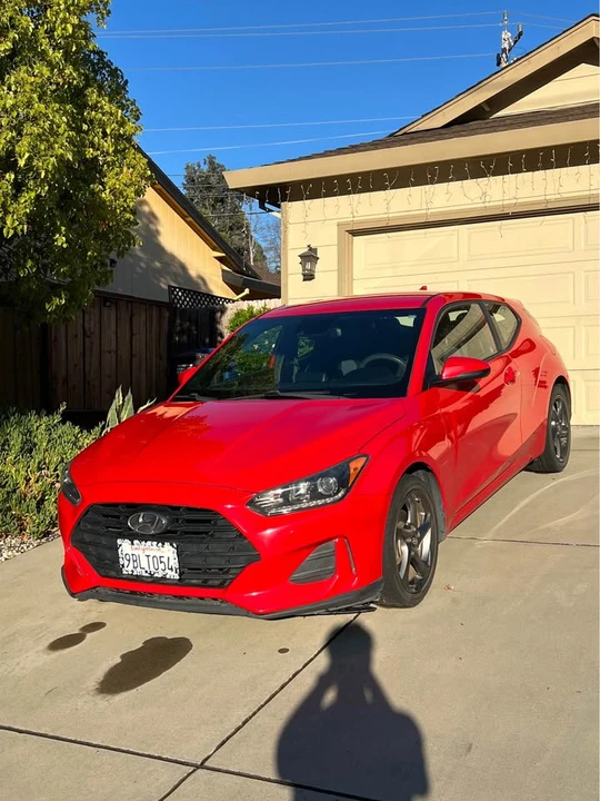2019 Hyundai Veloster - Image 2 of 14