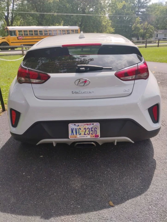 2019 Hyundai Veloster - Image 8 of 10