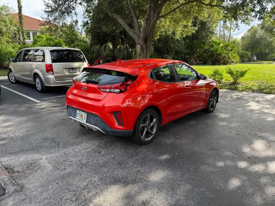 2019 Hyundai Veloster - Image 6 of 13