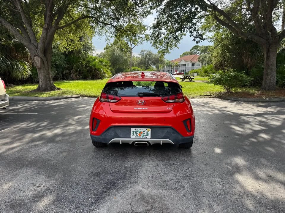2019 Hyundai Veloster - Image 7 of 13