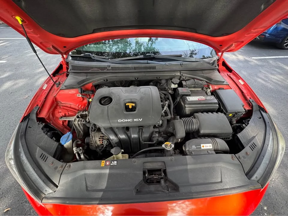 2019 Hyundai Veloster - Image 11 of 13