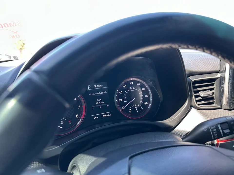 2019 Hyundai Veloster - Image 7 of 18