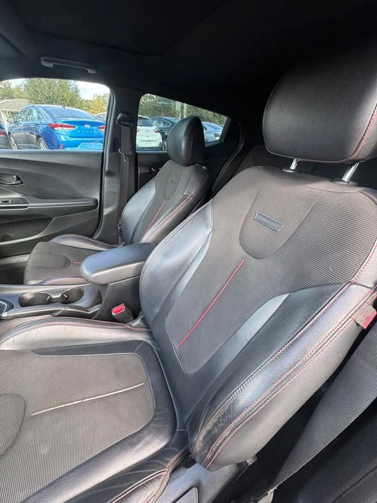 2019 Hyundai Veloster - Image 5 of 12