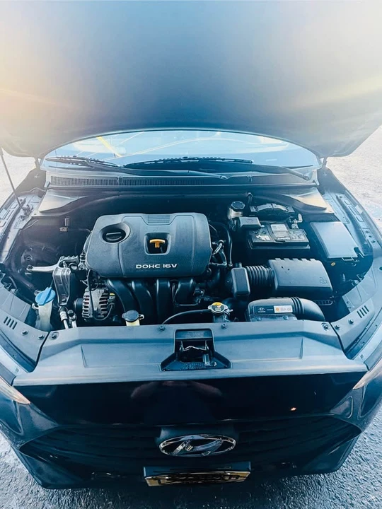 2019 Hyundai Veloster - Image 10 of 13