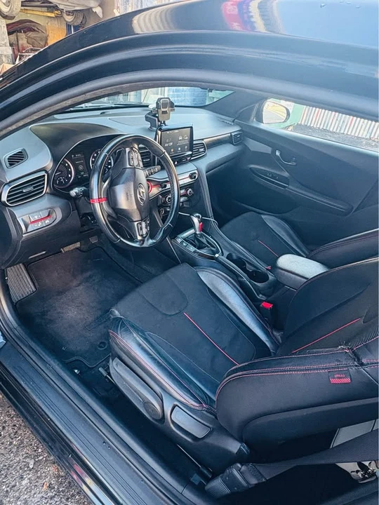 2019 Hyundai Veloster - Image 5 of 13