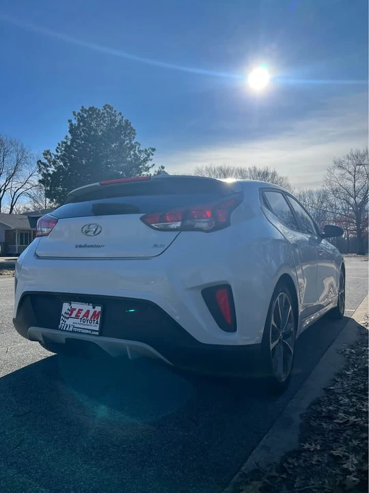 2019 Hyundai Veloster - Image 7 of 11