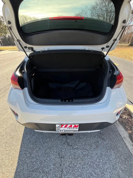 2019 Hyundai Veloster - Image 11 of 11