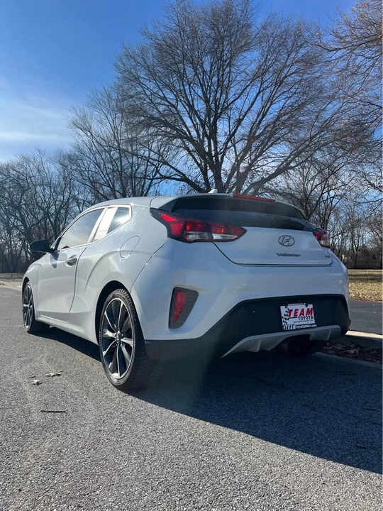 2019 Hyundai Veloster - Image 5 of 11