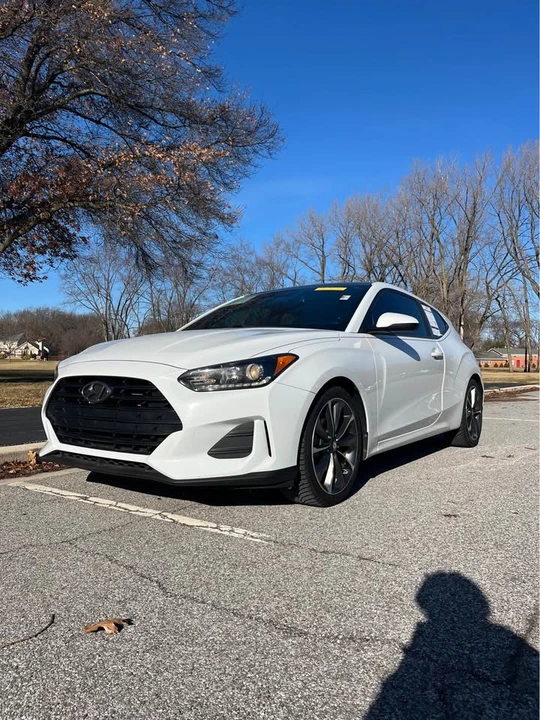 2019 Hyundai Veloster - Image 3 of 11