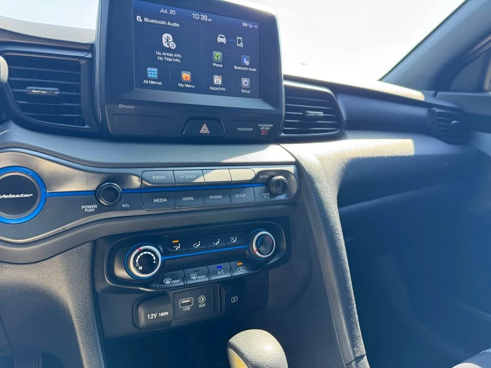 2019 Hyundai Veloster - Image 10 of 19