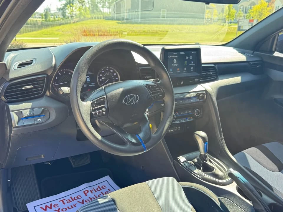 2019 Hyundai Veloster - Image 11 of 18