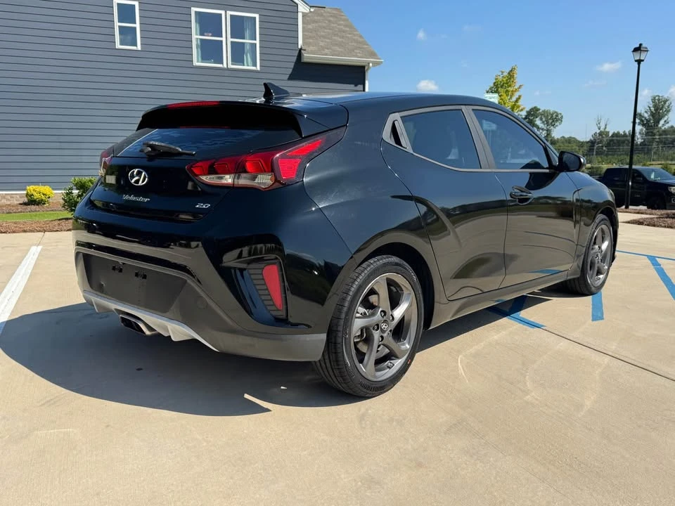 2019 Hyundai Veloster - Image 7 of 18
