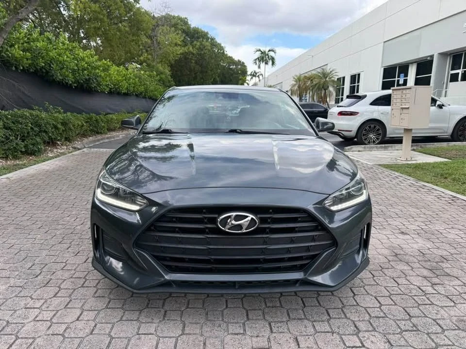 2019 Hyundai Veloster - Image 2 of 16