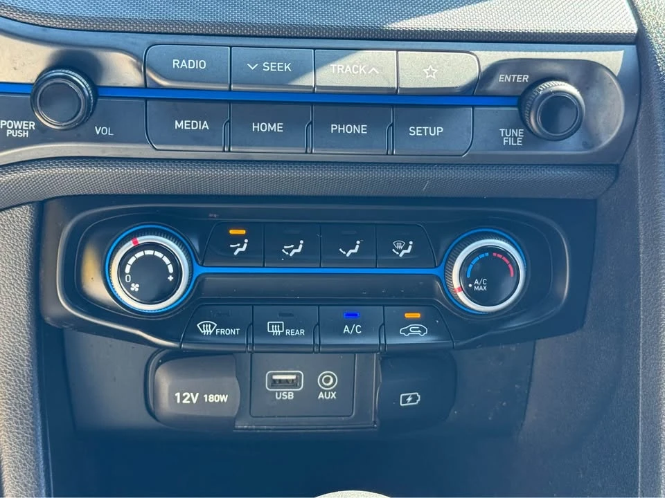 2019 Hyundai Veloster - Image 16 of 18