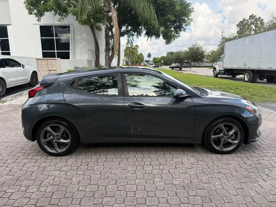 2019 Hyundai Veloster - Image 8 of 16