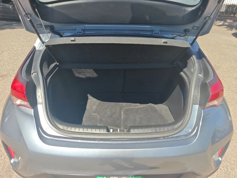 2019 Hyundai Veloster N - Image 8 of 20