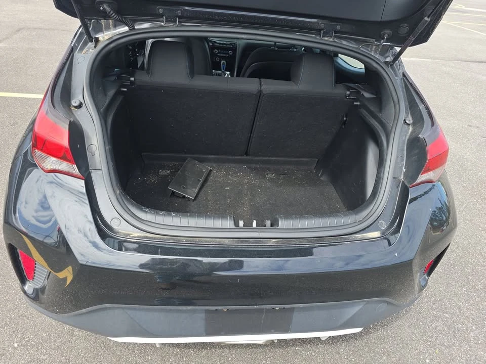 2019 Hyundai Veloster N - Image 7 of 10