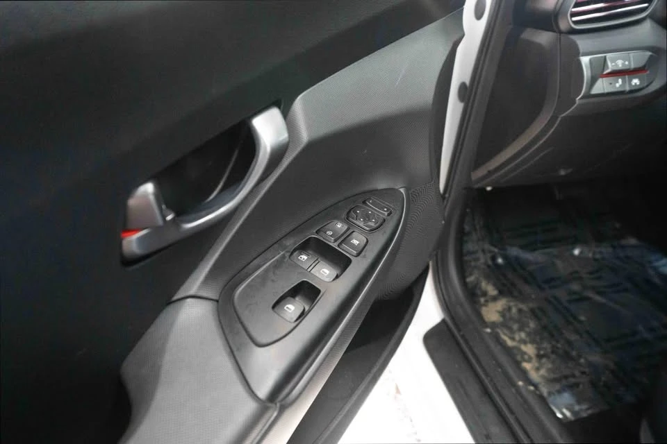 2019 Hyundai Veloster N - Image 6 of 6