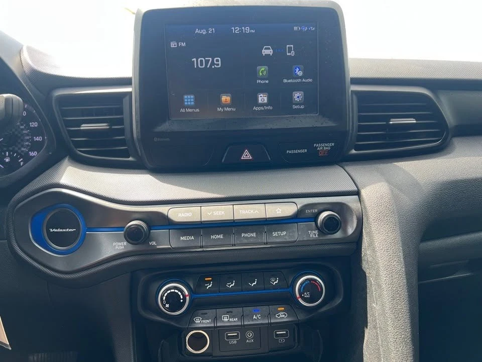 2019 Hyundai Veloster - Image 19 of 20