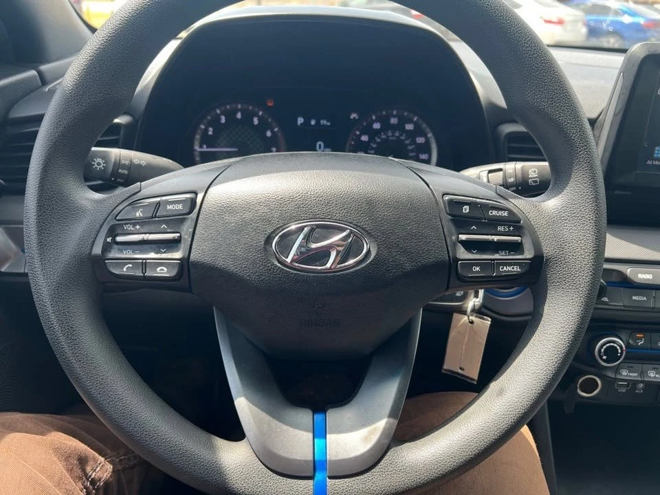 2019 Hyundai Veloster - Image 18 of 20