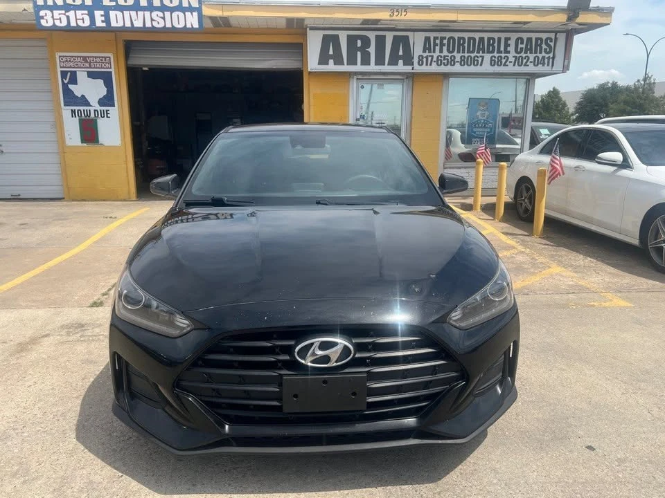 2019 Hyundai Veloster - Image 2 of 20