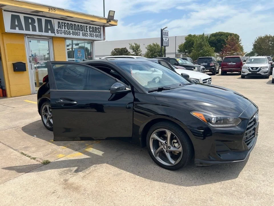 2019 Hyundai Veloster - Image 7 of 20
