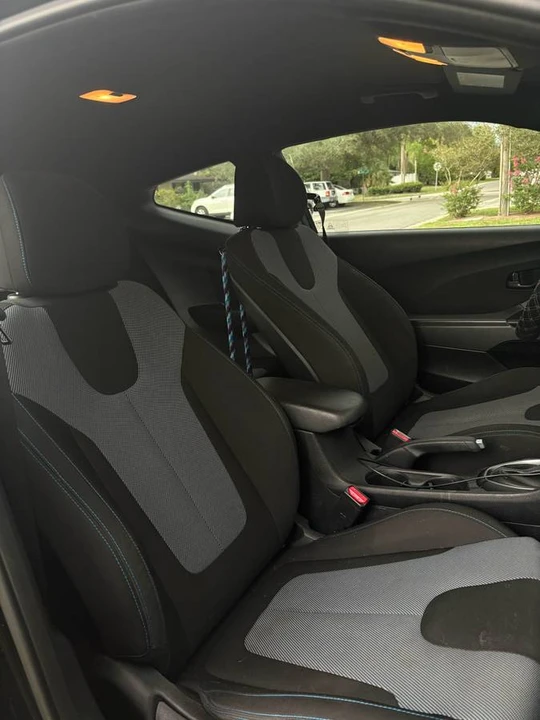 2019 Hyundai Veloster N - Image 11 of 15