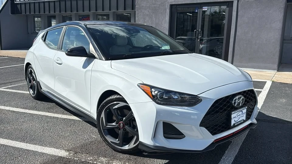 2019 Hyundai Veloster N - Image 2 of 20